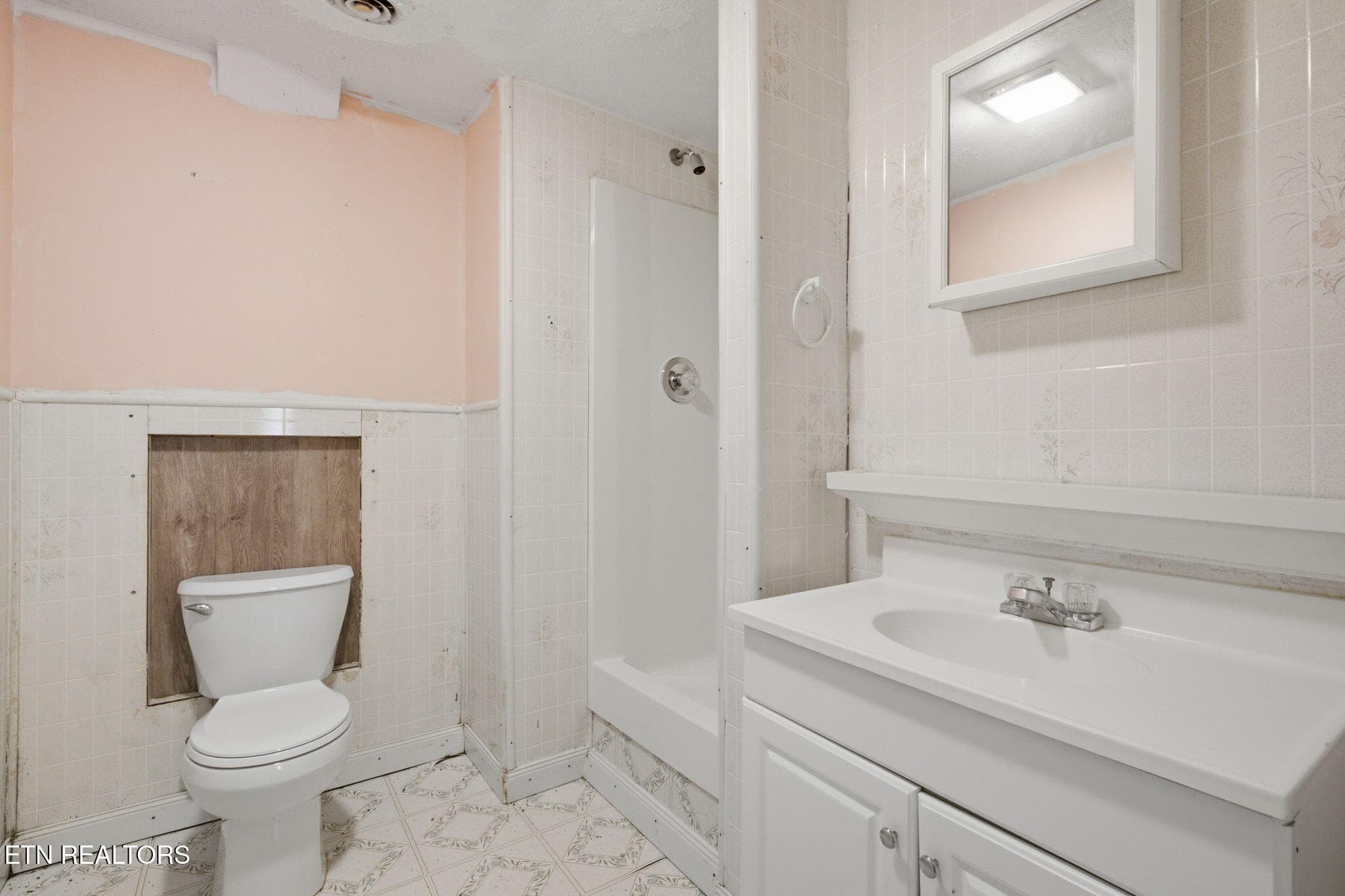 25-web-or-mls-DZ3A5956 - 188 Green Lane, Powell, TN 37849