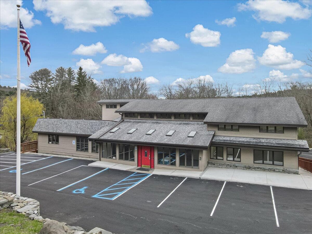 220 Silver Lake Road, Dingmans Ferry, PA 18328