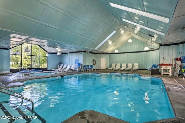 2 - 163 Cambridge Court, Bushkill, PA 18324, Bushkill