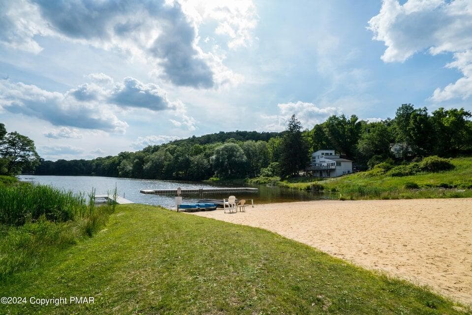 8 - 163 Cambridge Court, Bushkill, PA 18324, Bushkill