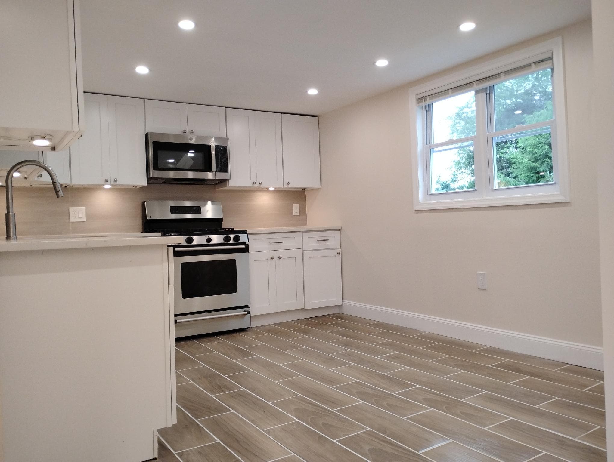 1000000732 - 1119 E State Street, Archbald, PA 18403, Archbald
