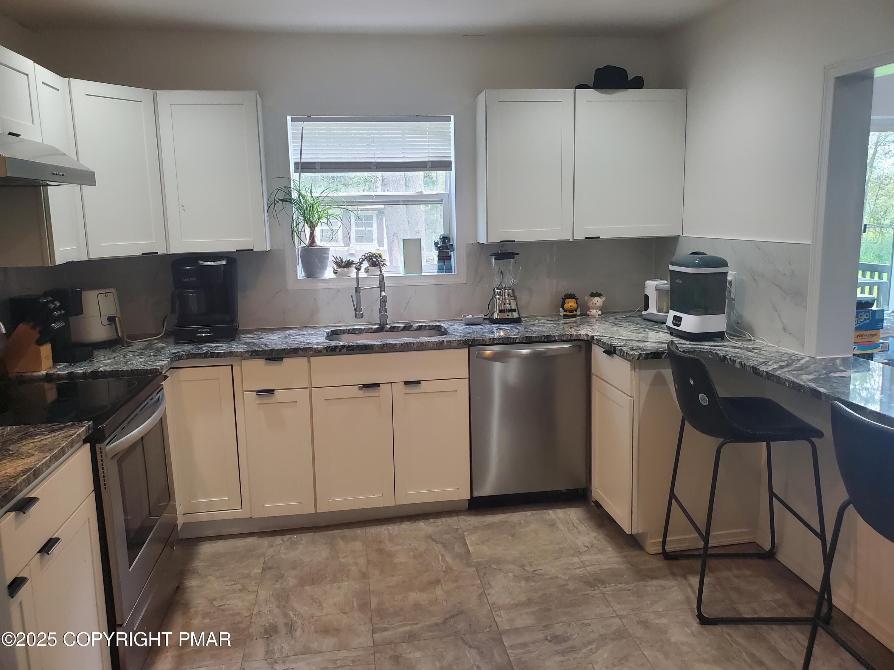 Kitchen picture 1 - 9268 Horn Owl Lane, Tobyhanna, PA 18466, Tobyhanna