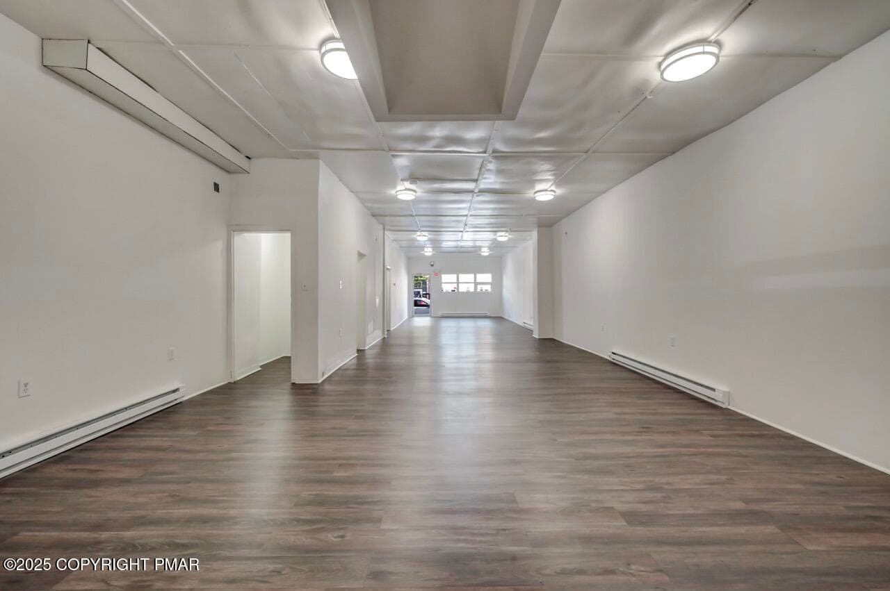 126-128 E Broad St 10 - 1st Floor Large - 126-128 E Broad Street, Tamaqua, PA 18252, Tamaqua