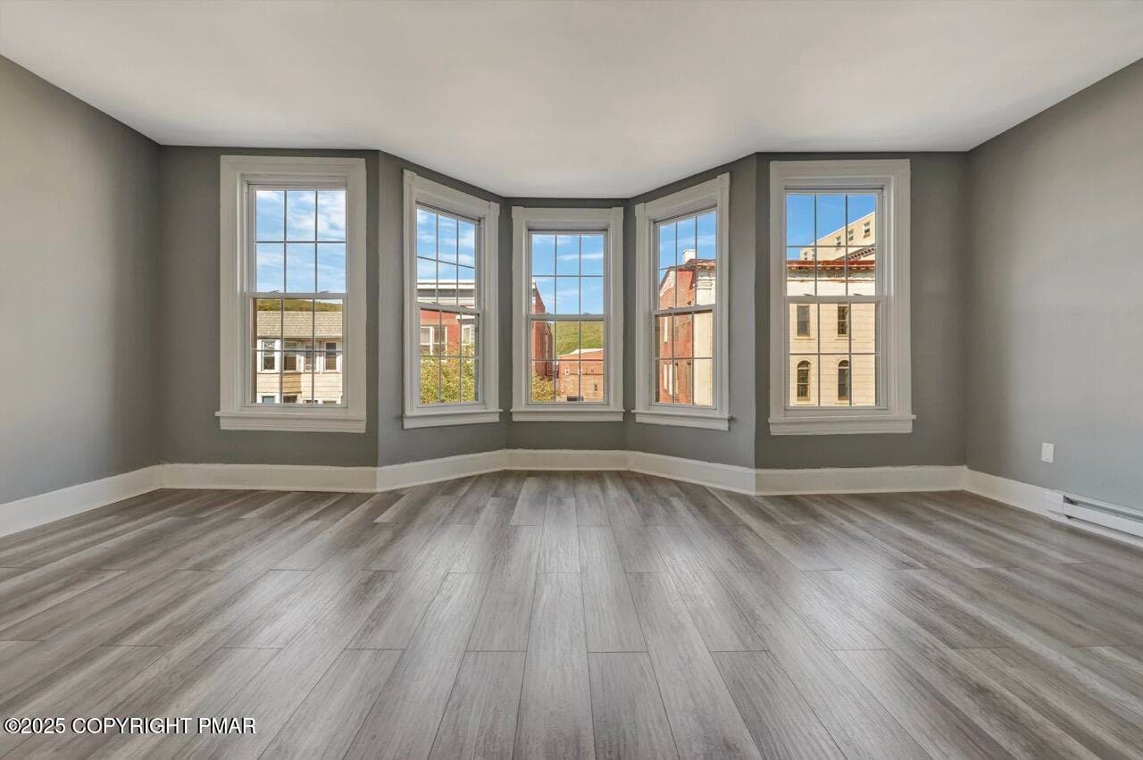 126-128 E Broad St 45 - 3rd Floor Large - 126-128 E Broad Street, Tamaqua, PA 18252, Tamaqua