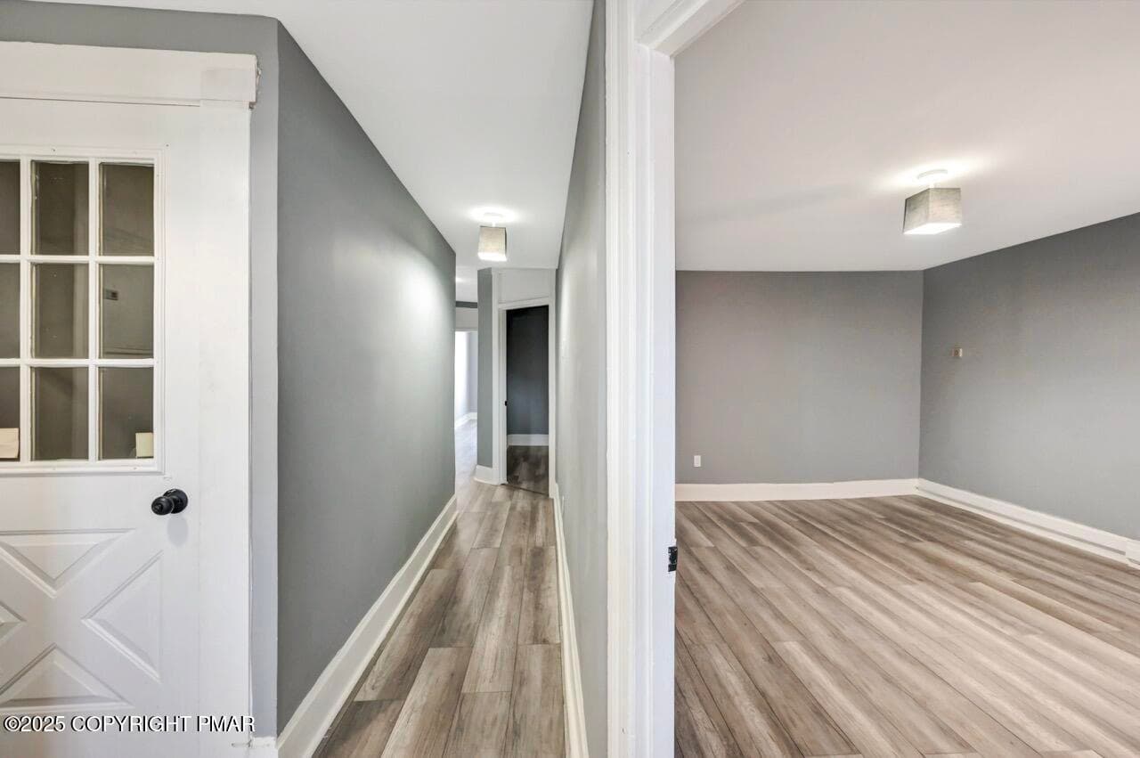 126-128 E Broad St 56 - 3rd Floor Large - 126-128 E Broad Street, Tamaqua, PA 18252, Tamaqua