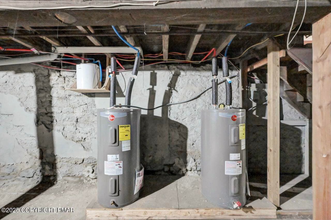 126-128 E Broad St 71 - Basement Large - 126-128 E Broad Street, Tamaqua, PA 18252, Tamaqua