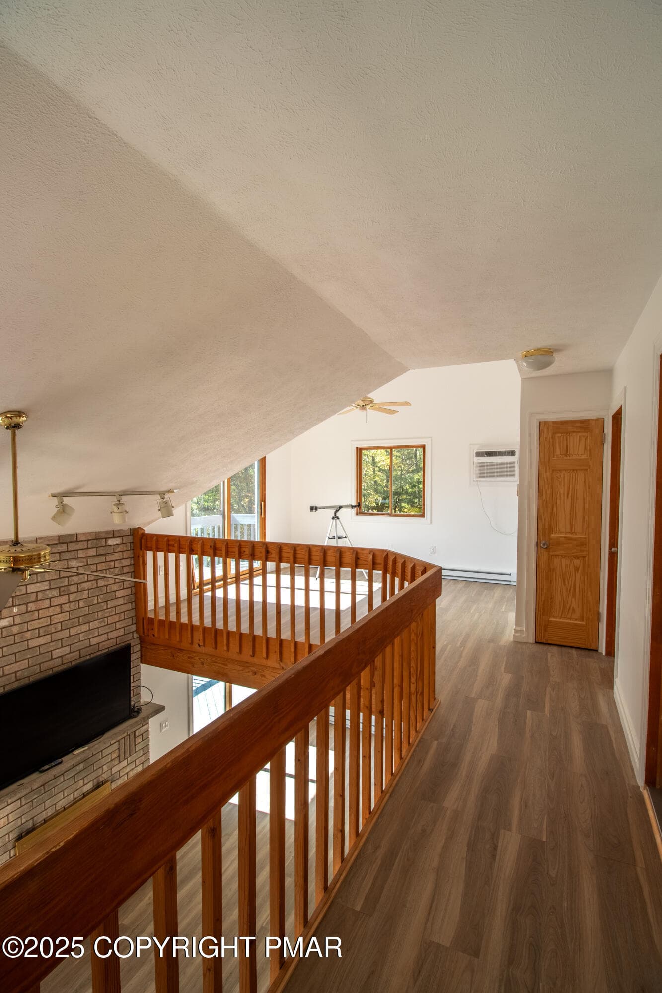 _MG_0382-HDR-2 - 1142 Yorkshire Lane, Bushkill, PA 18324, Bushkill