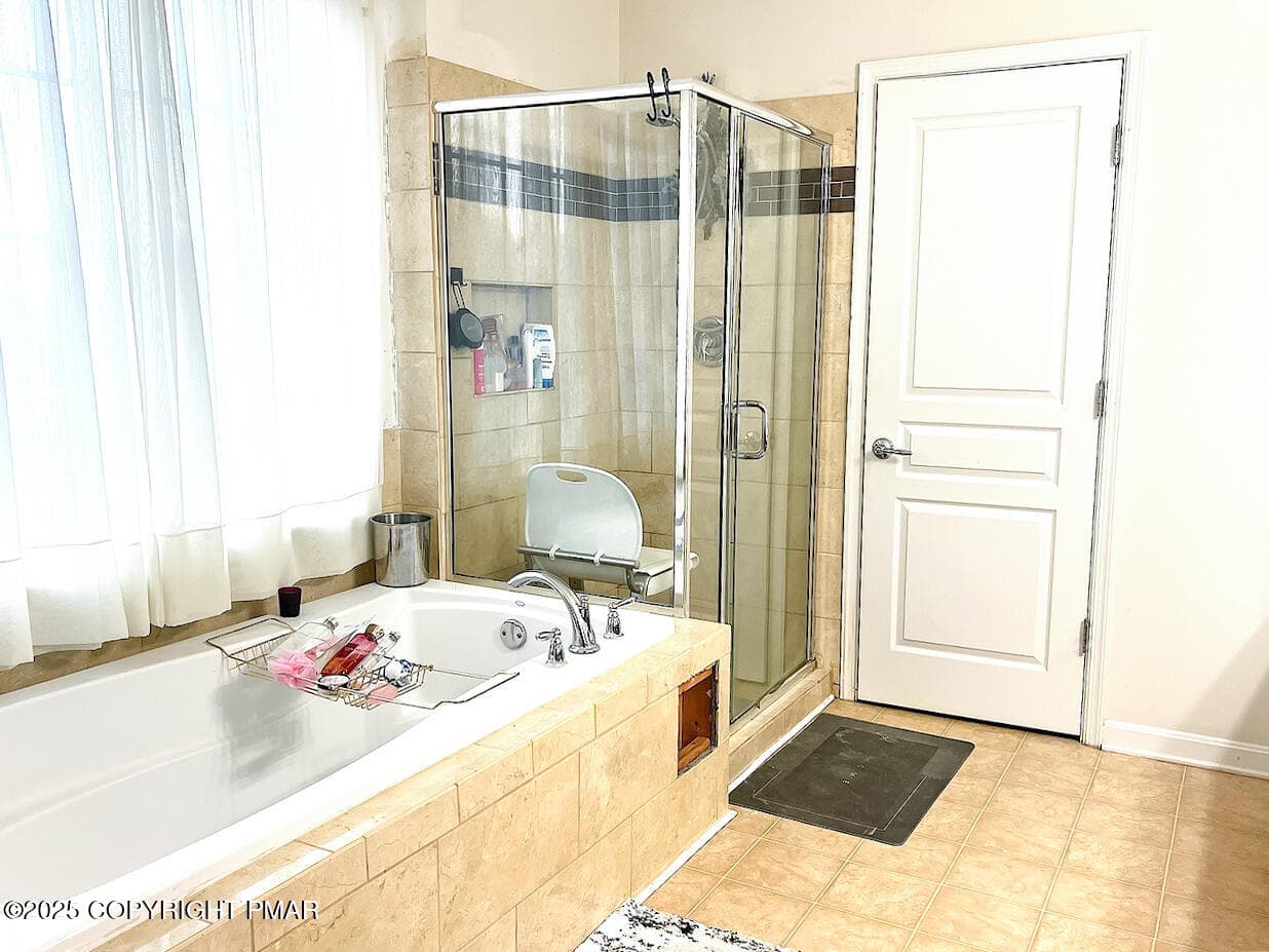 Thorndale Primary Bahroom - 1649 Thorndale Road LOT 70, Breinigsville, PA 18031, Breinigsville
