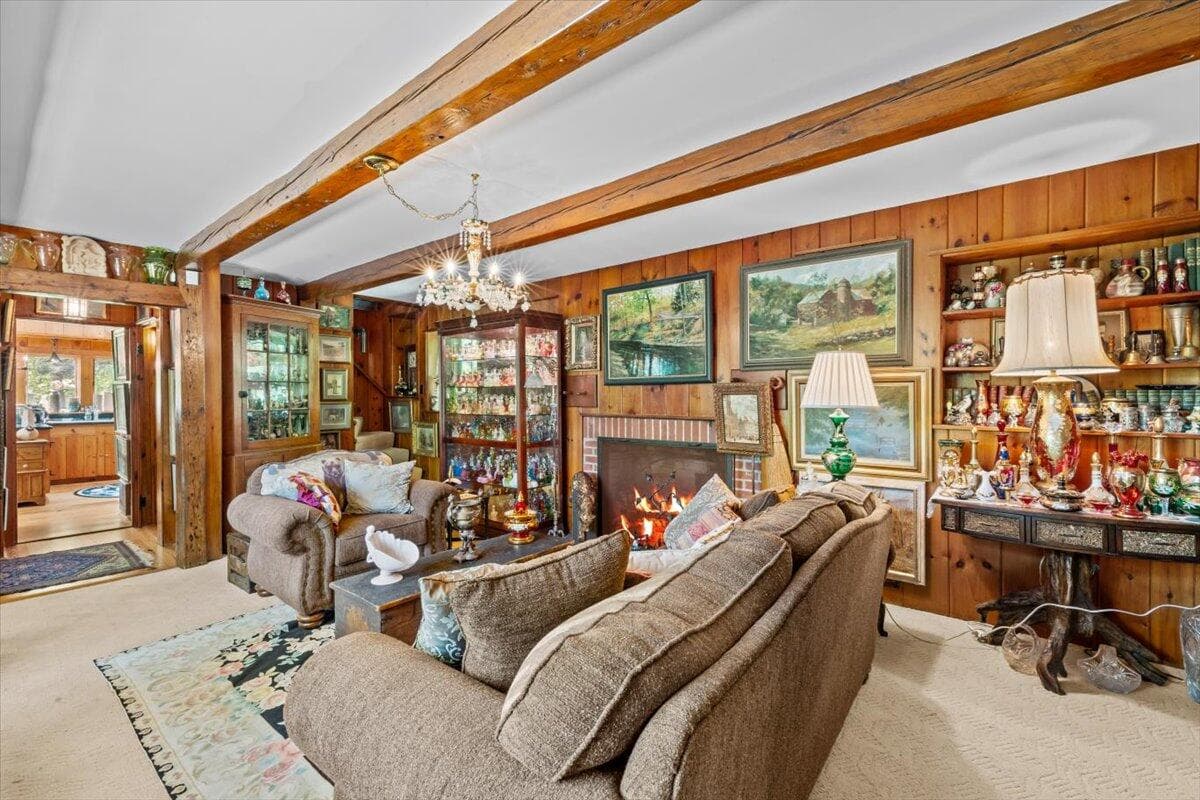 Living Room - 1341 Beaver Valley Road, Stroudsburg, PA 18360, Stroudsburg