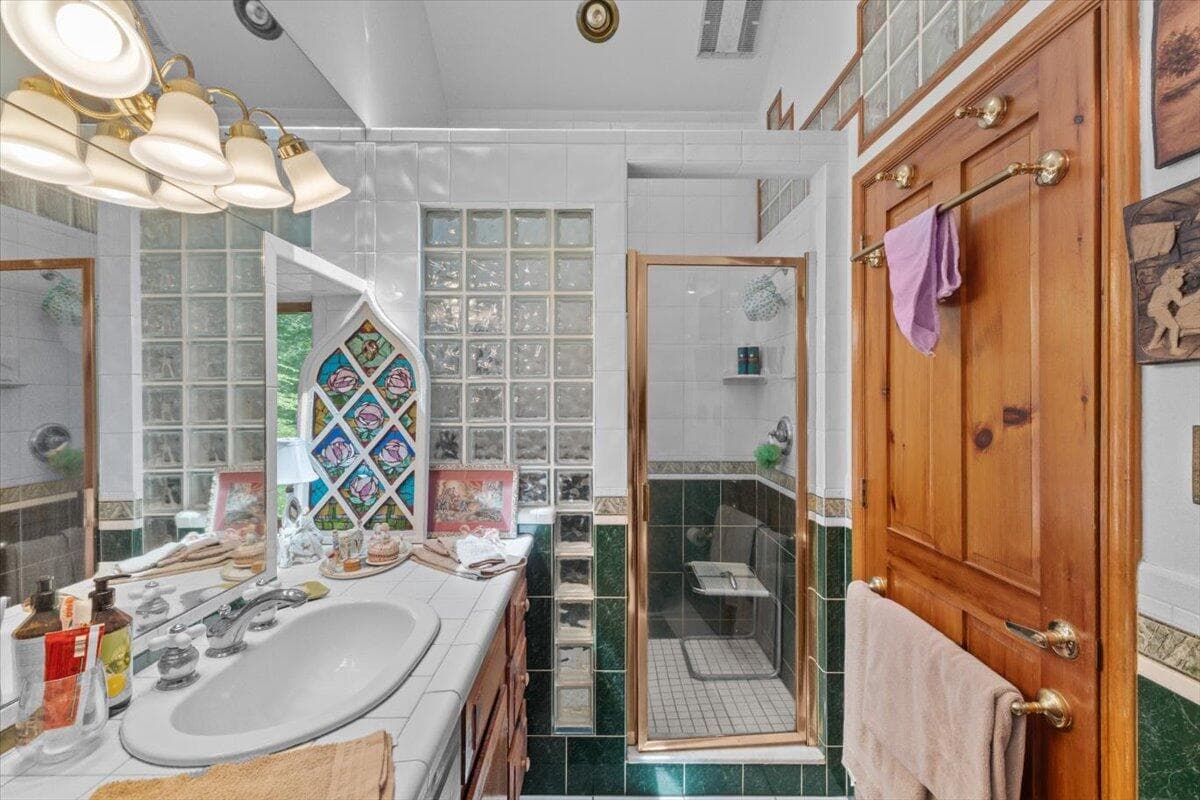 Primary Bath - 1341 Beaver Valley Road, Stroudsburg, PA 18360, Stroudsburg
