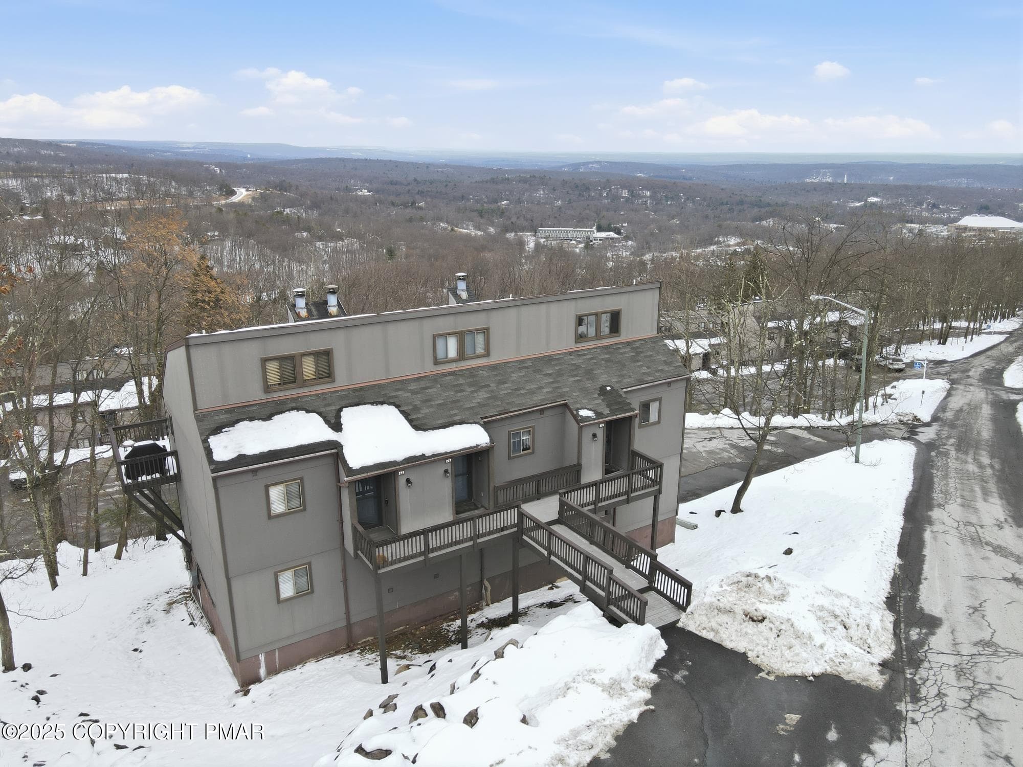 1wfav8egwq - 227 Cross Country Lane, Tannersville, PA 18372, Tannersville