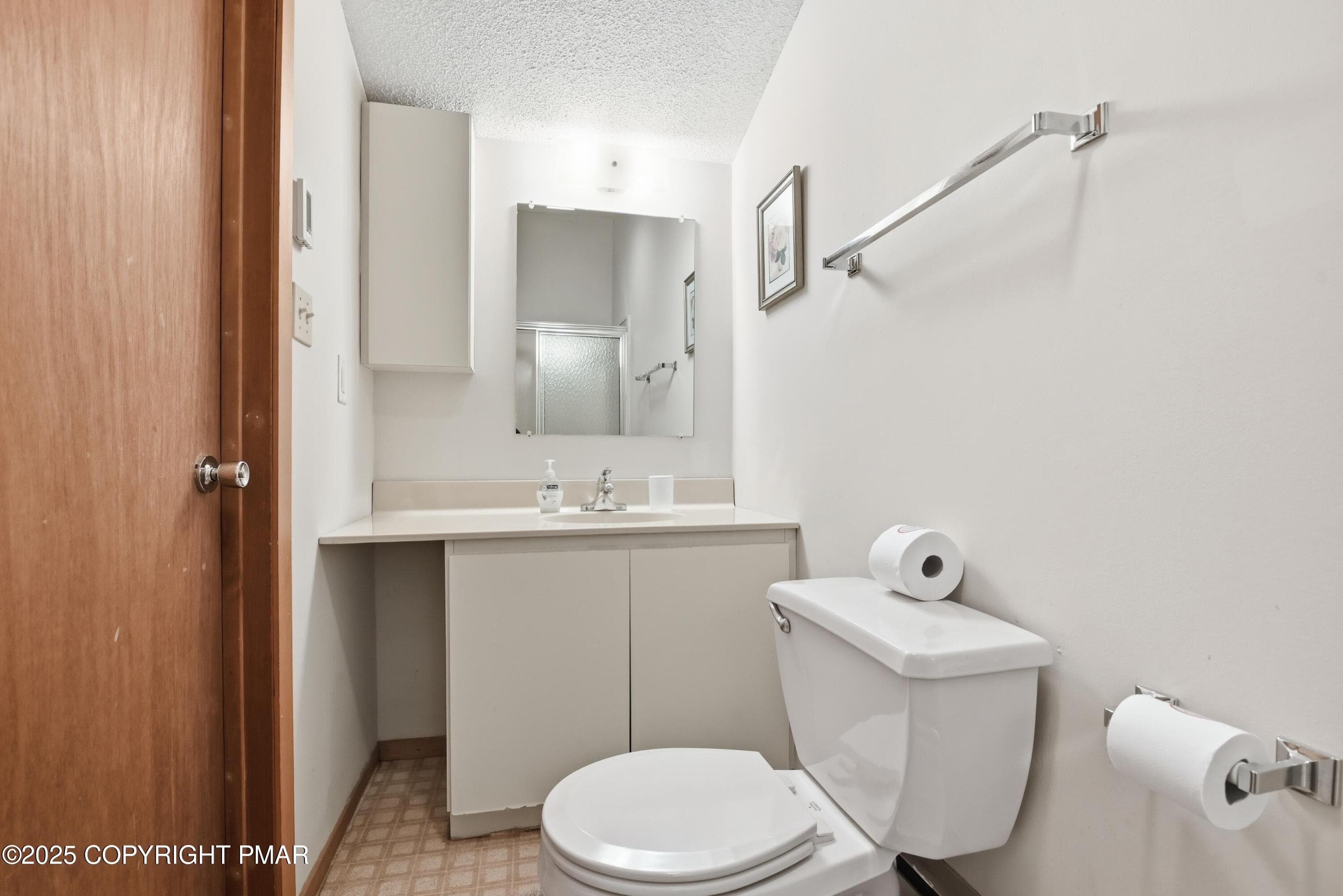 5hfxjc4694 - 227 Cross Country Lane, Tannersville, PA 18372, Tannersville