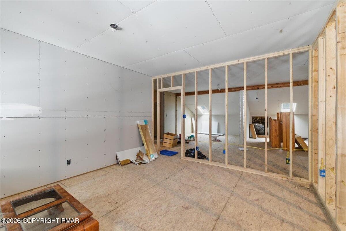 306-BLDG 13-38 - 159 Colony Village, Cresco, PA 18326, Cresco