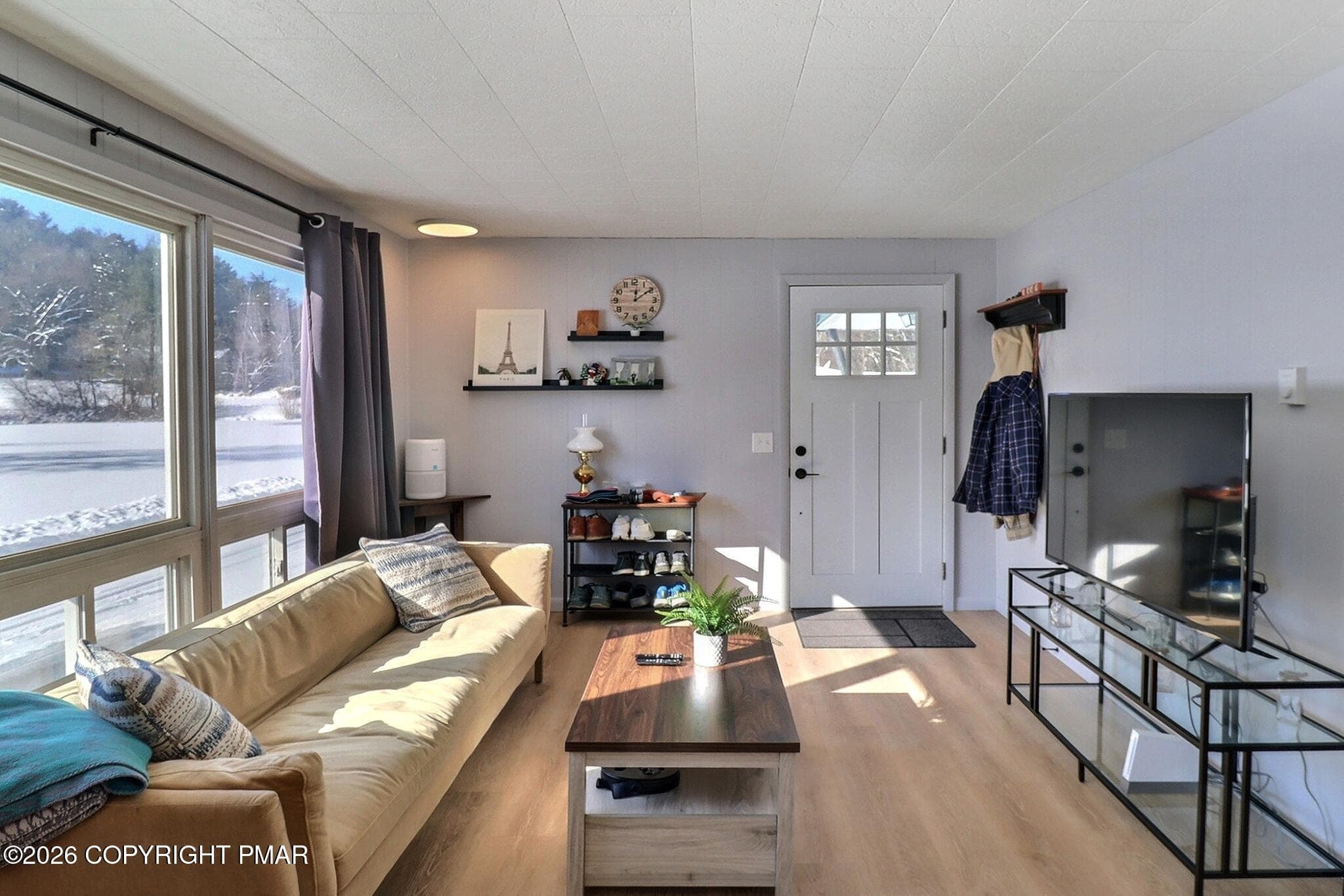 2 Bedroom Cottage - 306 Merwinsburg Road, Effort, PA 18330, Effort