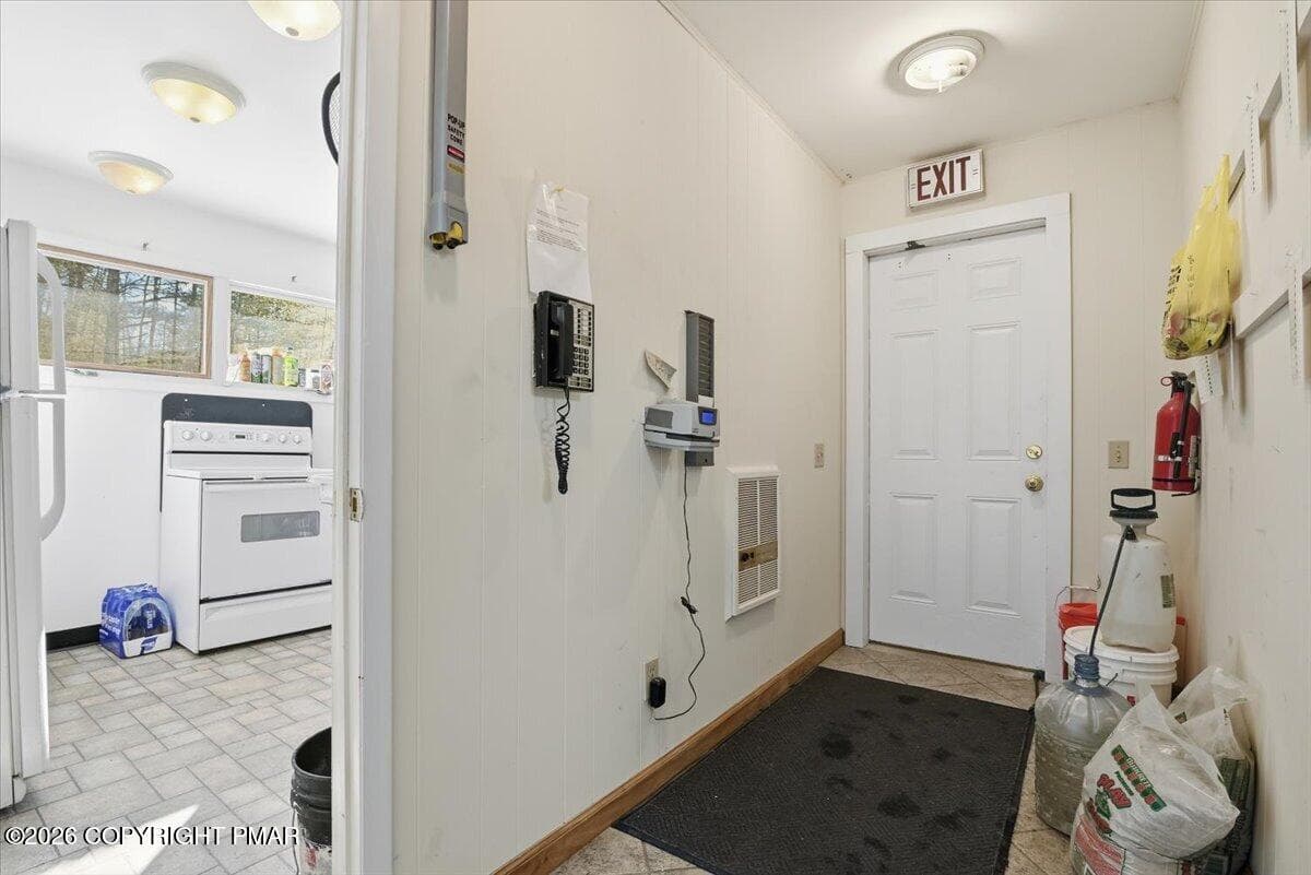 25 Back - 647 Rt 739, Lords Valley, PA 18428, Lords Valley