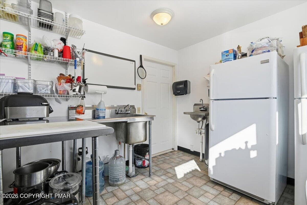 28 Kitchen - 647 Rt 739, Lords Valley, PA 18428, Lords Valley