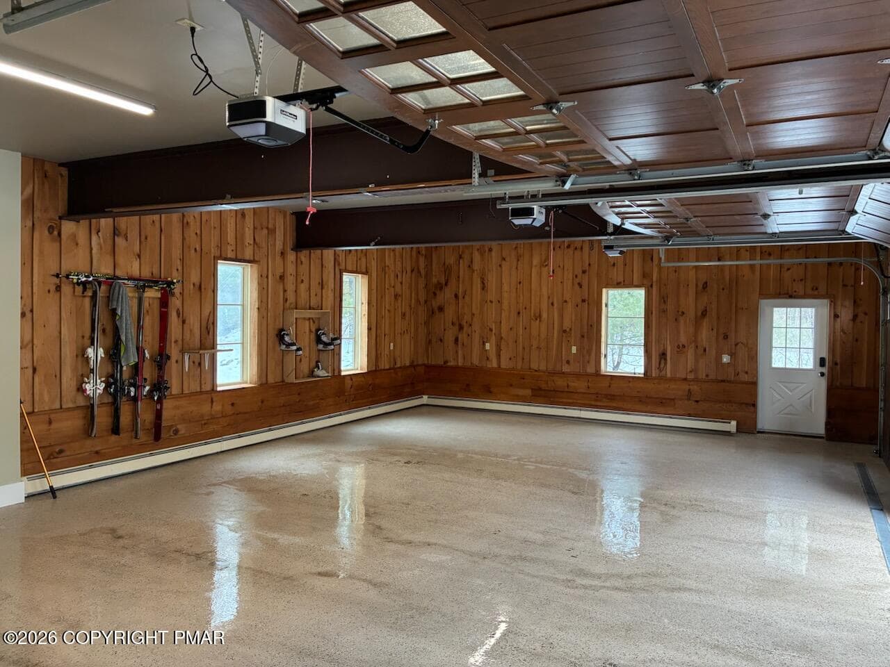 Garage - 1212 Burger Hollow Road, Effort, PA 18330, Effort