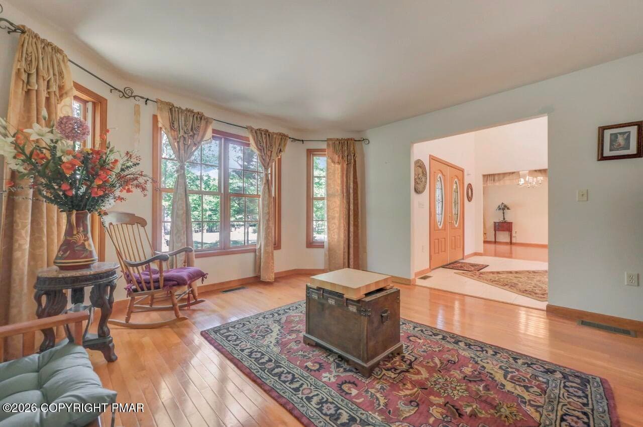 Large Rooms - 107 Gollum Lane, Lehman, PA 18371, Lehman