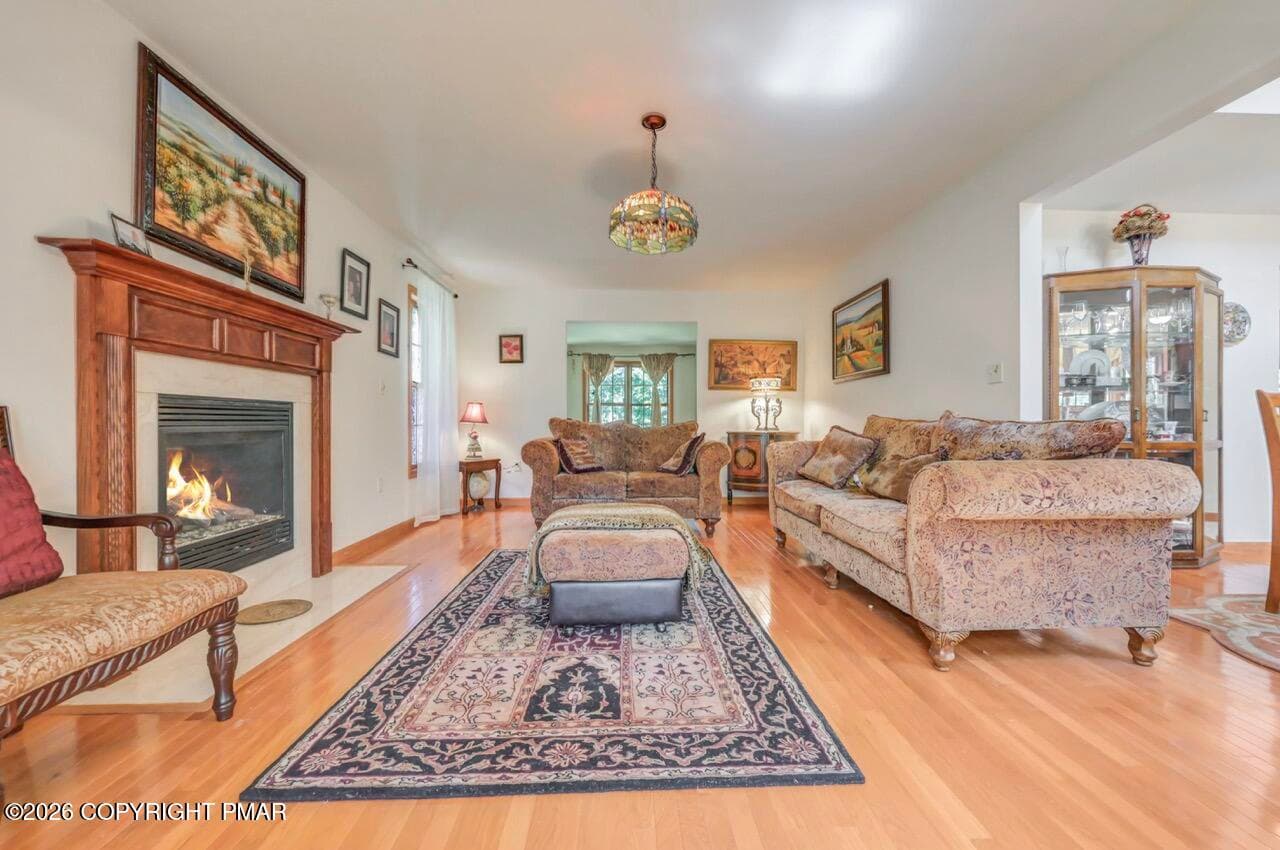 Abundant Room - 107 Gollum Lane, Lehman, PA 18371, Lehman