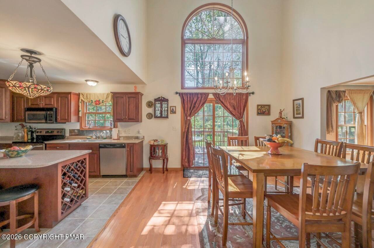 Dining Area - 107 Gollum Lane, Lehman, PA 18371, Lehman
