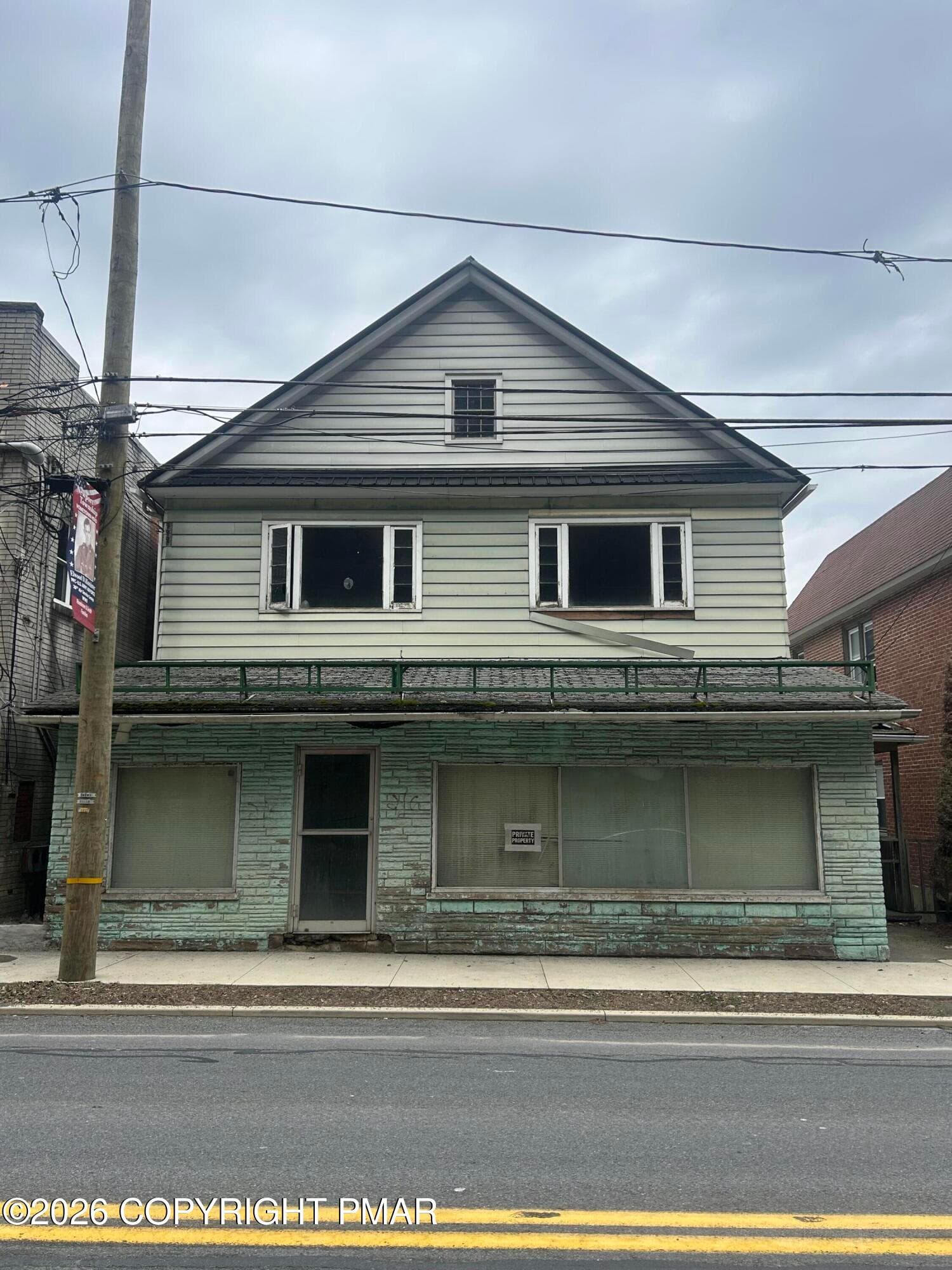 216 E Main Street, Glen Lyon, PA 18617