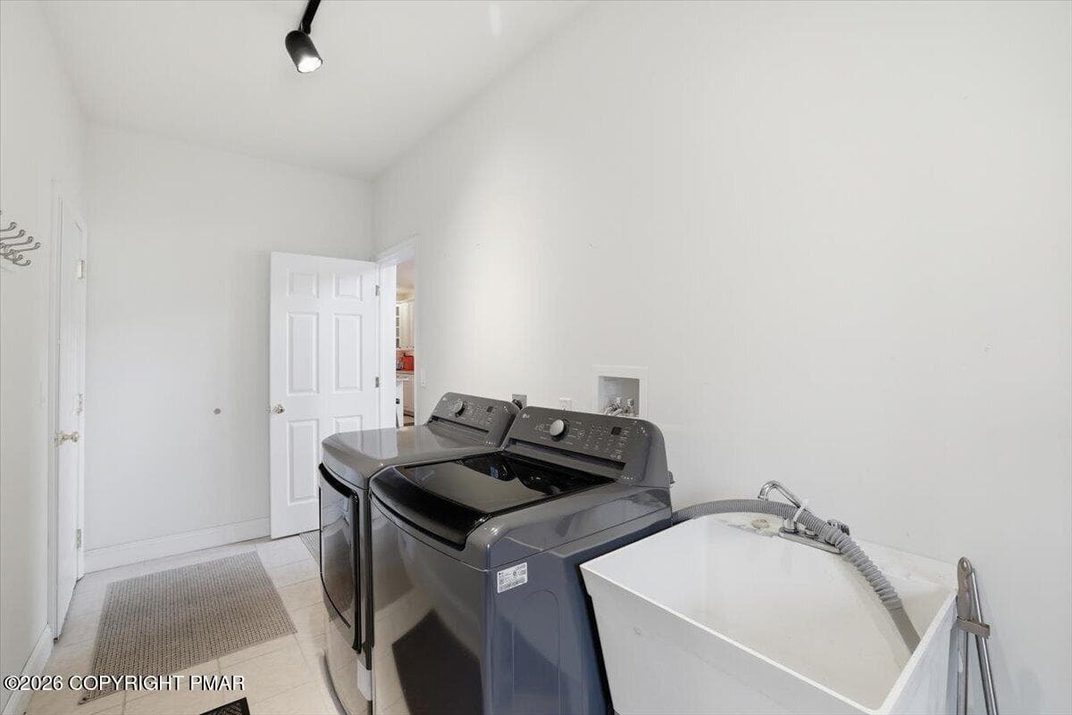 063-Photo-62 - 290 W Lakeview Road, Lackawaxen, PA 18435, Lackawaxen