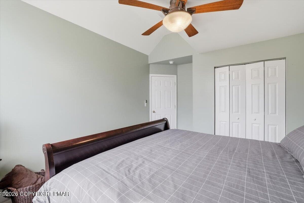Bedroom 3 - 290 W Lakeview Road, Lackawaxen, PA 18435, Lackawaxen