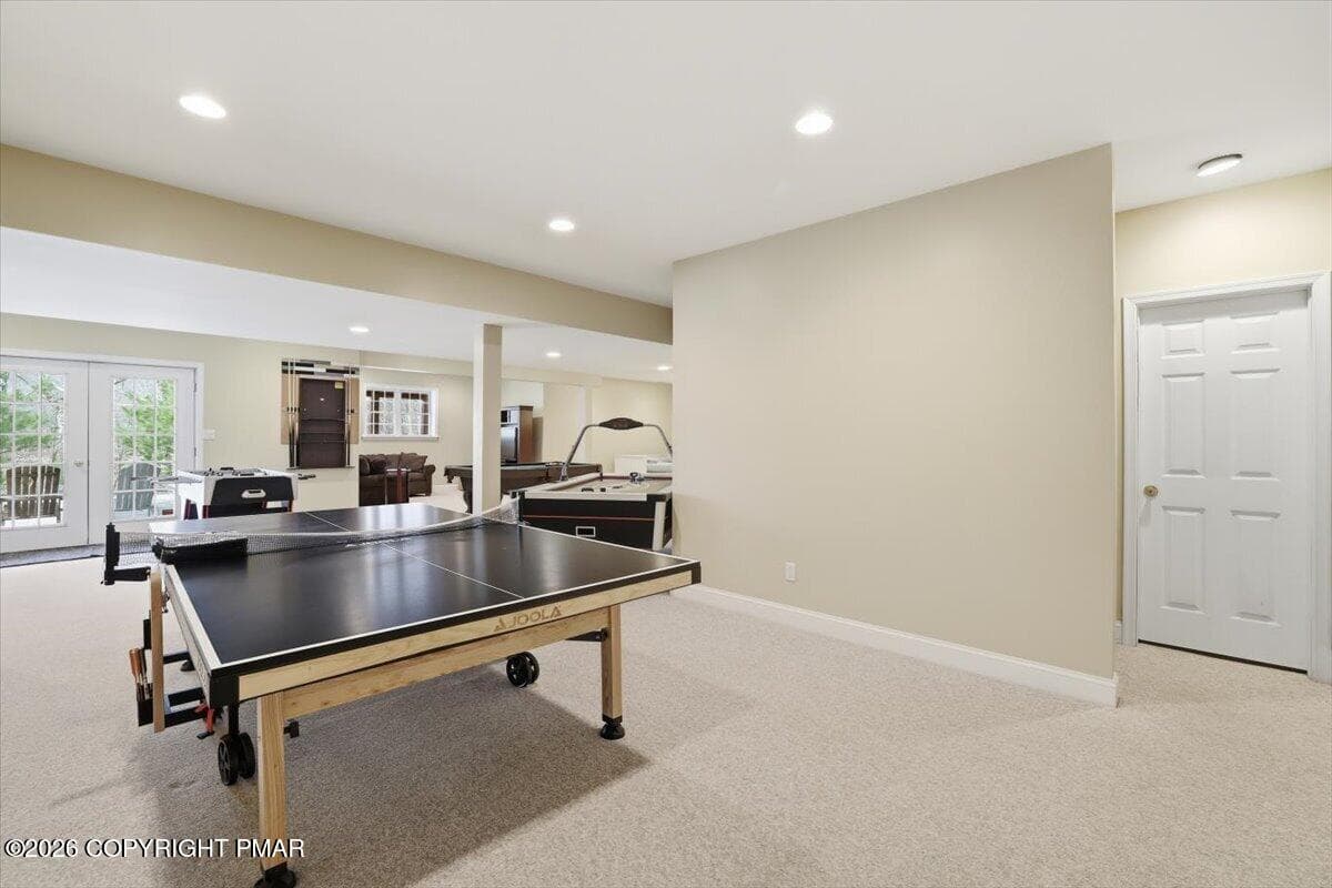 Recreation room - 290 W Lakeview Road, Lackawaxen, PA 18435, Lackawaxen