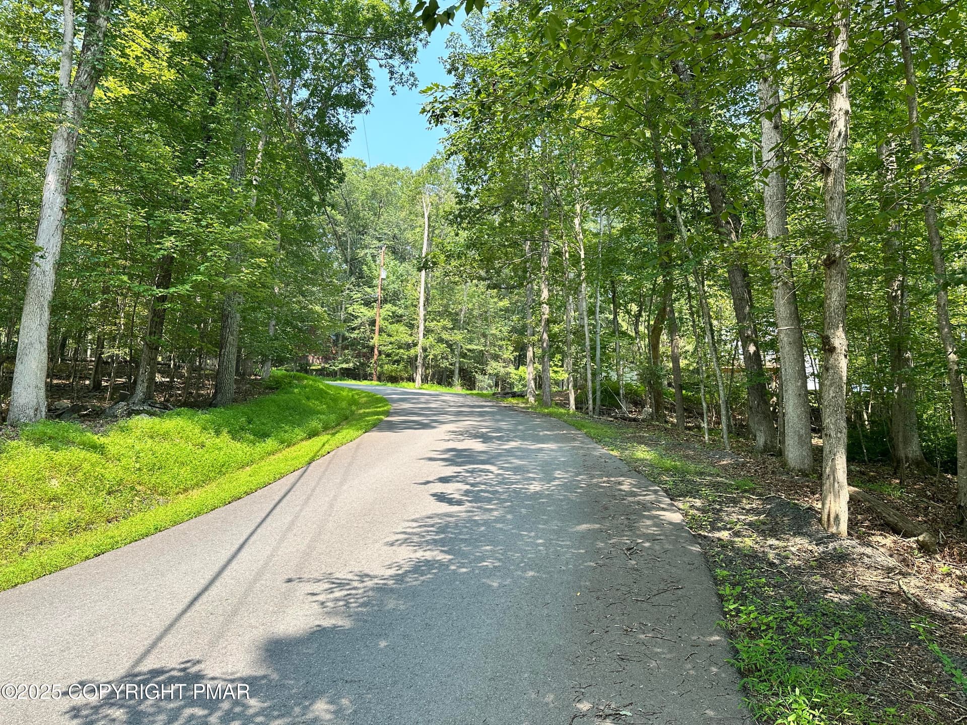 IMG_5895 - St Moritz Ct 3F, Henryville, PA 18332