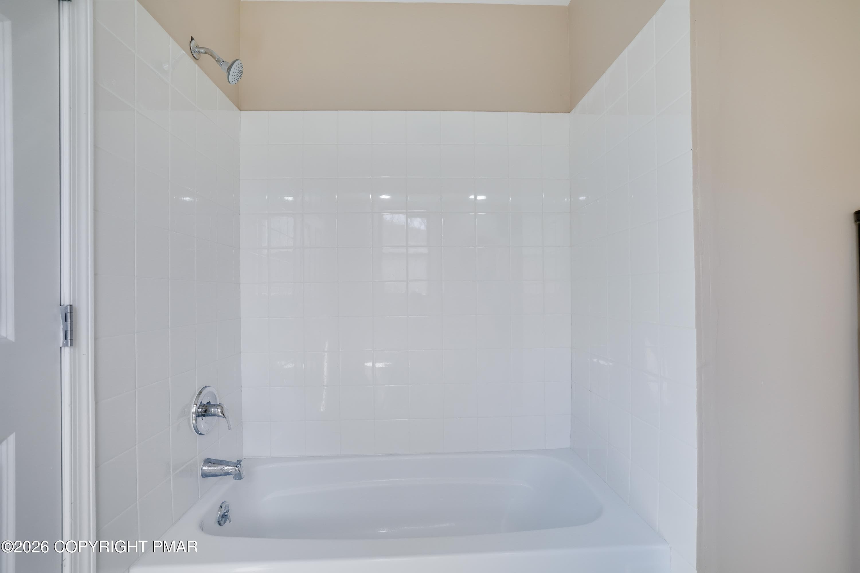 a12 - 417 Hickory Drive, Tannersville, PA 18372, Tannersville