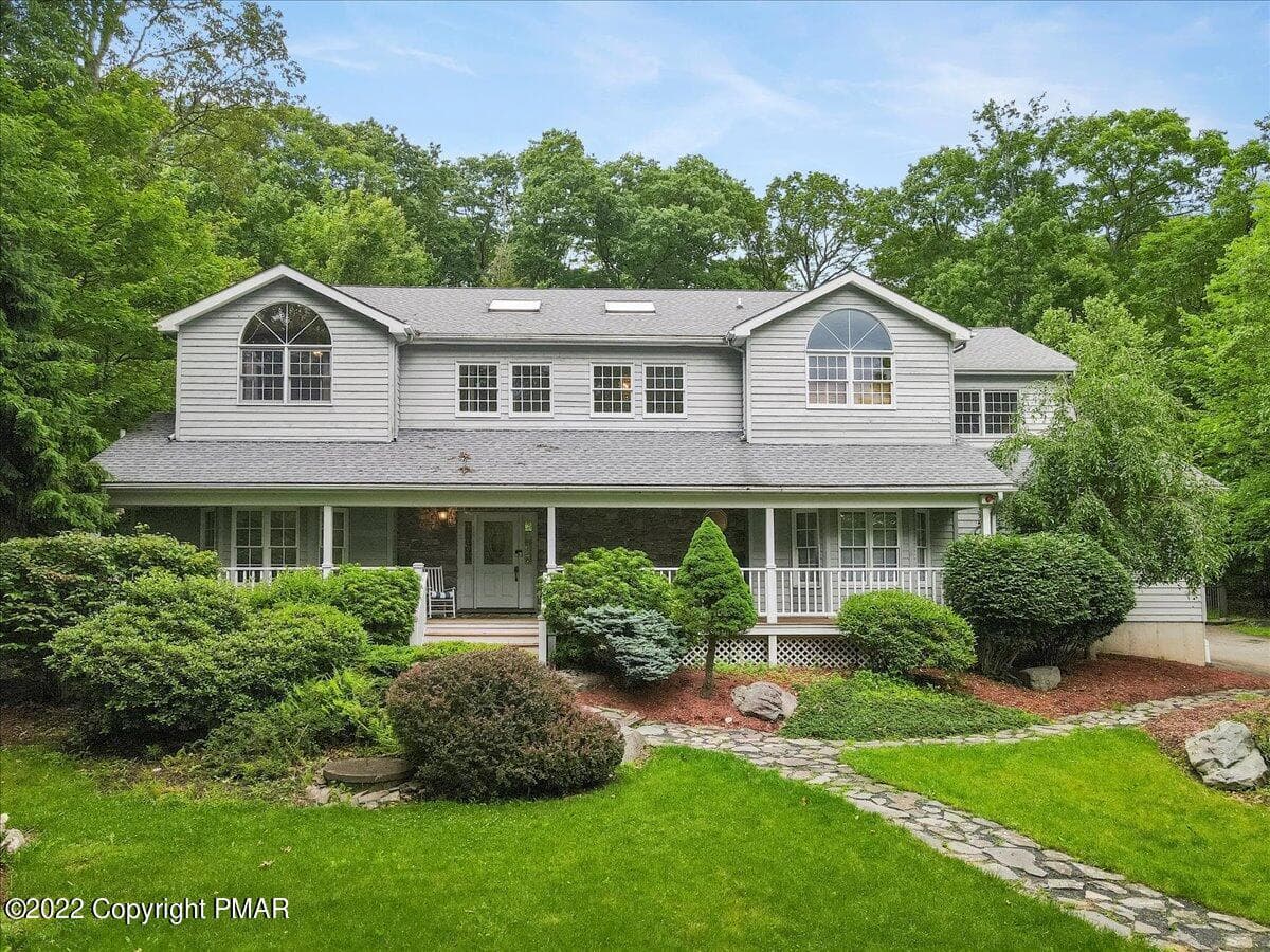 3358 Mountain View Dr - 3358 Mountain View Drive, Tannersville, PA 18372