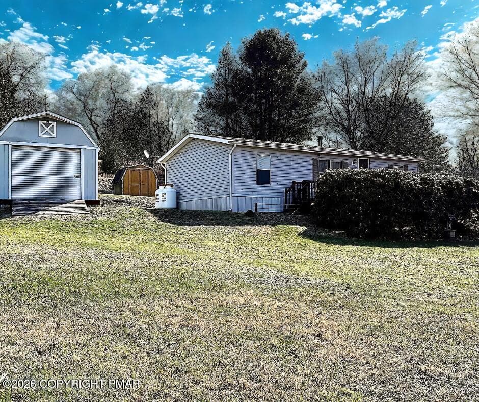 29 Cherokee Lane, Lehighton, PA 18235