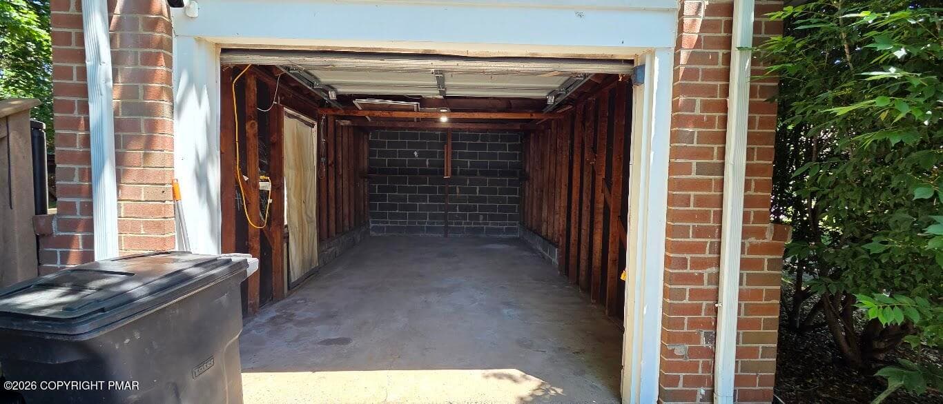 Garage - 8200 Cadwalader Avenue, Elkins Park, PA 19027, Elkins Park
