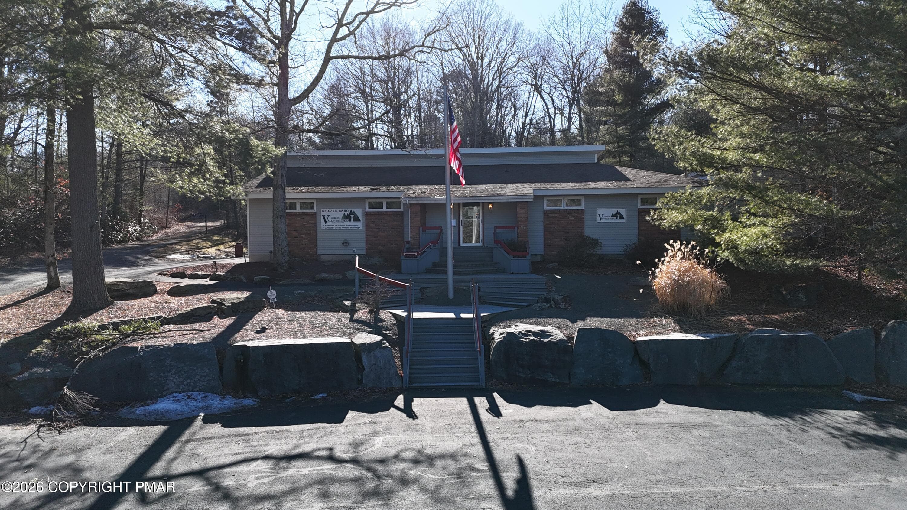 647 Rt 739, Lords Valley, PA 18428