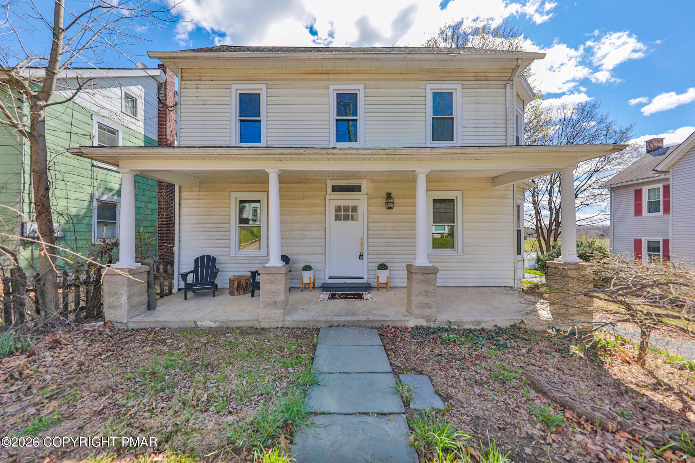 589 S Delaware Drive, Mount Bethel, PA 18343