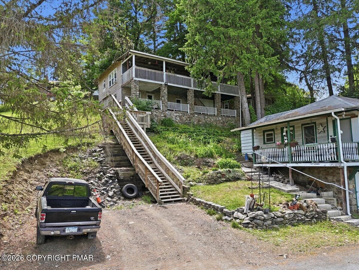 Driveway - 122 Cross Road, Saylorsburg, PA 18353, Saylorsburg