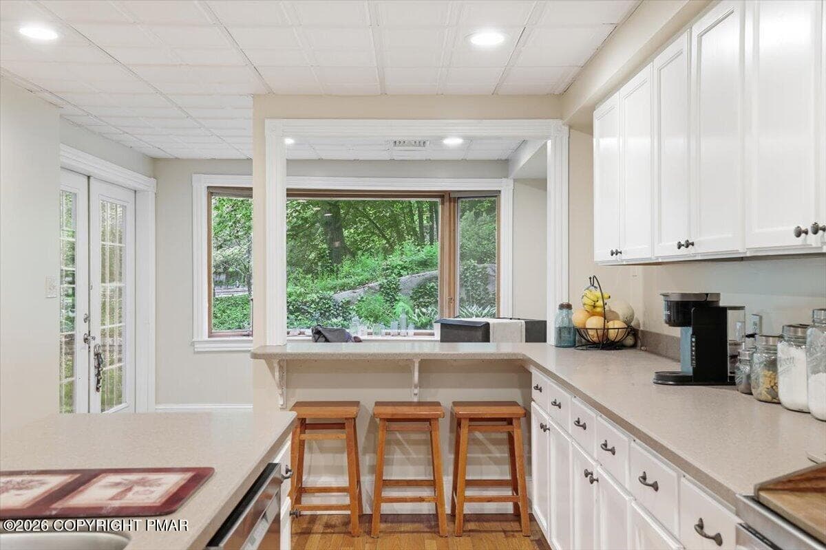 Breakfast bar in kitchen - 3585 Fairyland Road, Lehighton, PA 18235, Lehighton
