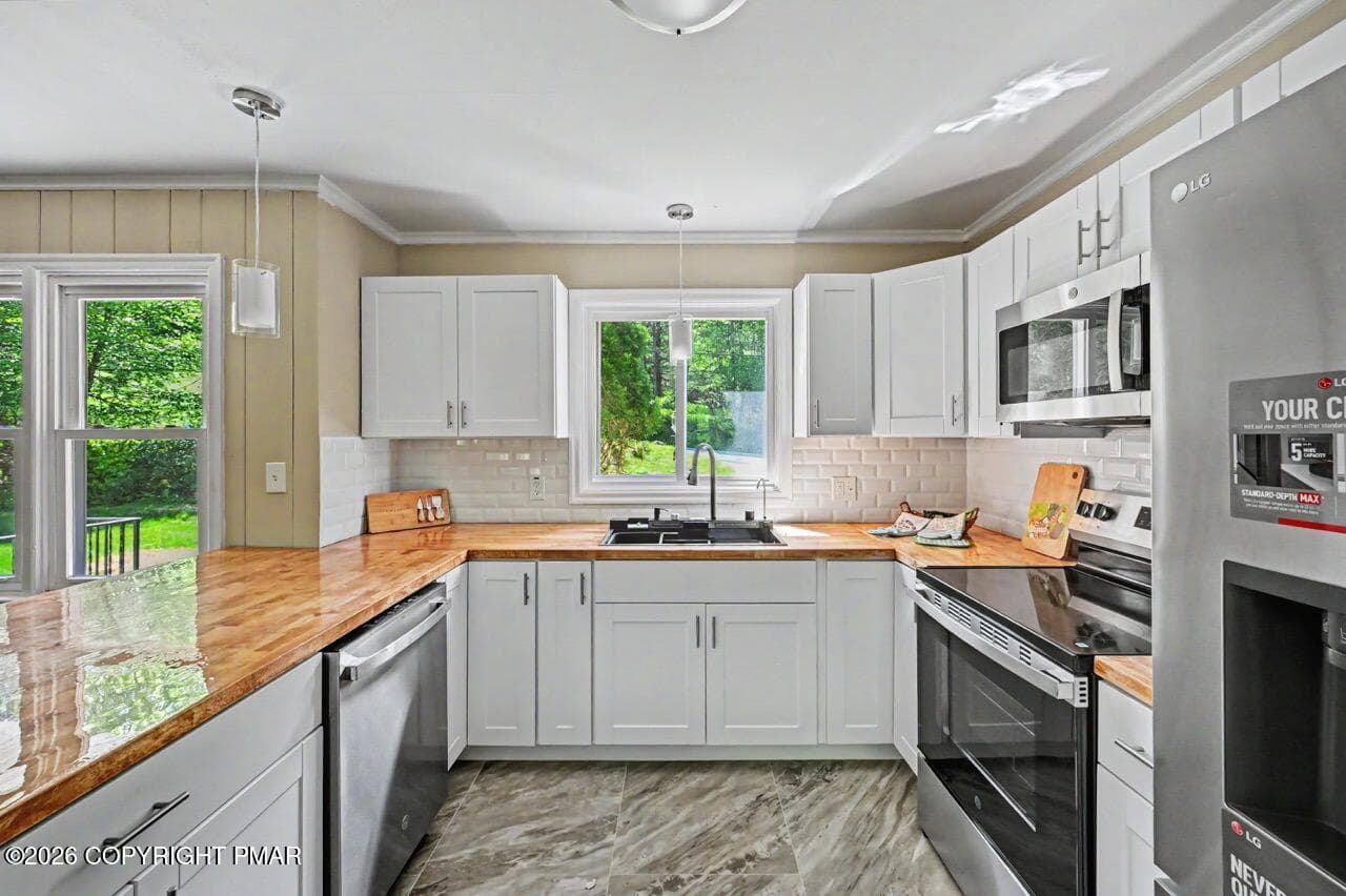 754 Carlton Rd 14 Large - 754 Carlton Road, South Sterling, PA 18460, South Sterling