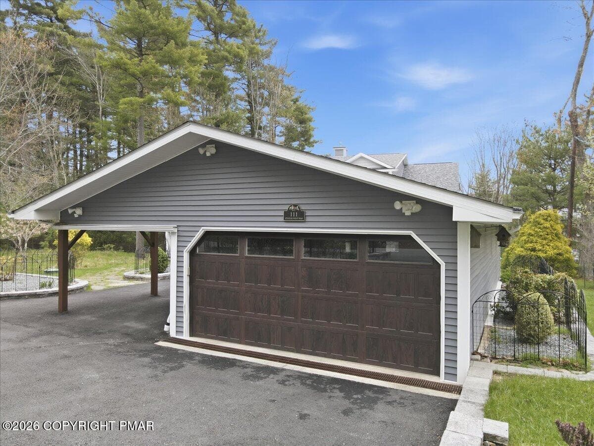 111-128_dji_fly_20260422_134752_451_1776 - 111 Spinnler Point Road, Tafton, PA 18464, Tafton