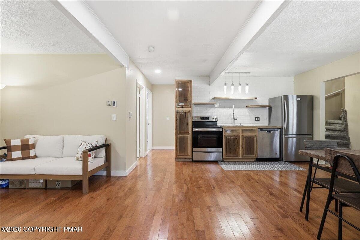 Main Floor Area - 644 Cayuga Drive, Tobyhanna, PA 18466