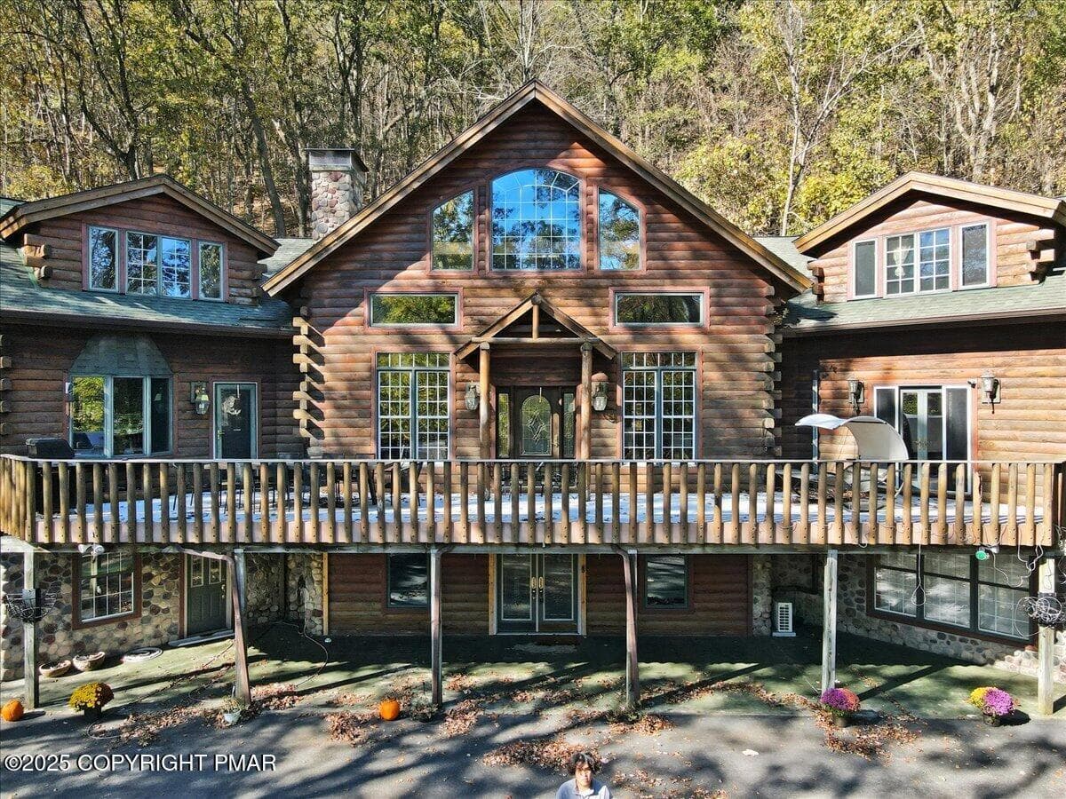 010-006_dji_fly_20251009_145852_446_1760 - 493 Lake Drive, Nesquehoning, PA 18240