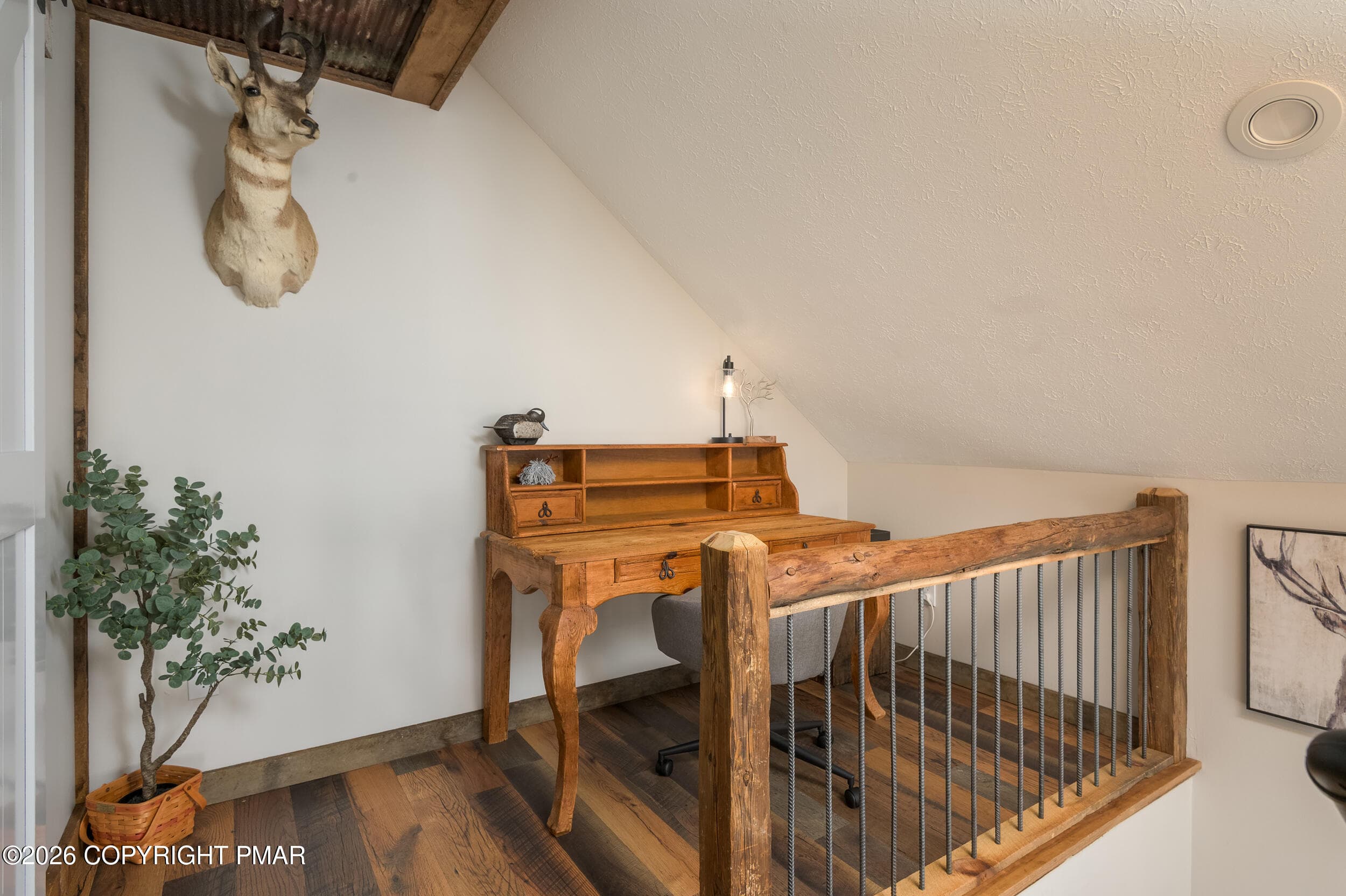 416-hickory-33-loft-office-nook - 416 Hickory Drive, Tannersville, PA 18372, Tannersville