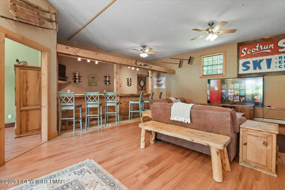 12-Photo Mar 25 2021, 1 18 17 PM - 145 Camelback Road, Tannersville, PA 18372