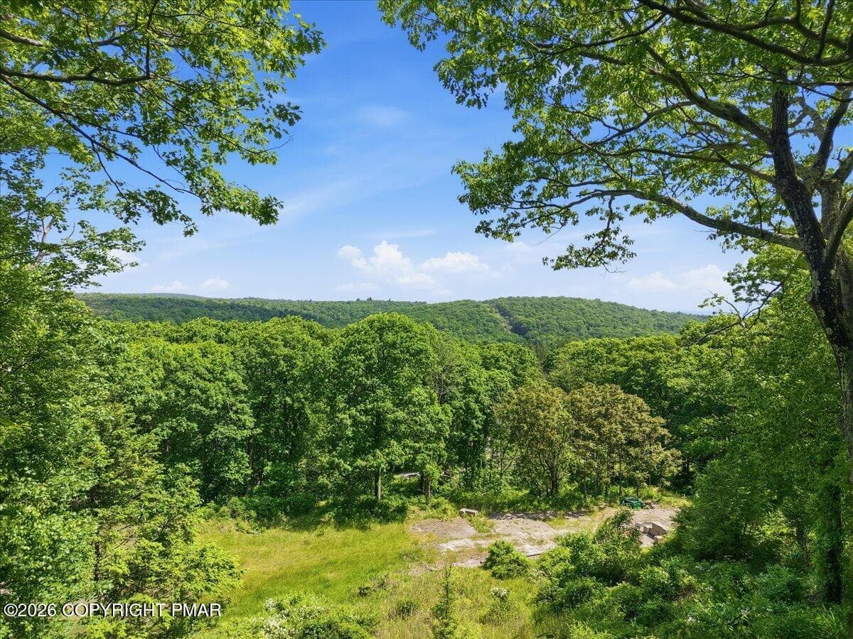 077-088_dji_fly_20260610_110746_0680_178 - 90 Oak Lane, Pocono Manor, PA 18349, Pocono Manor