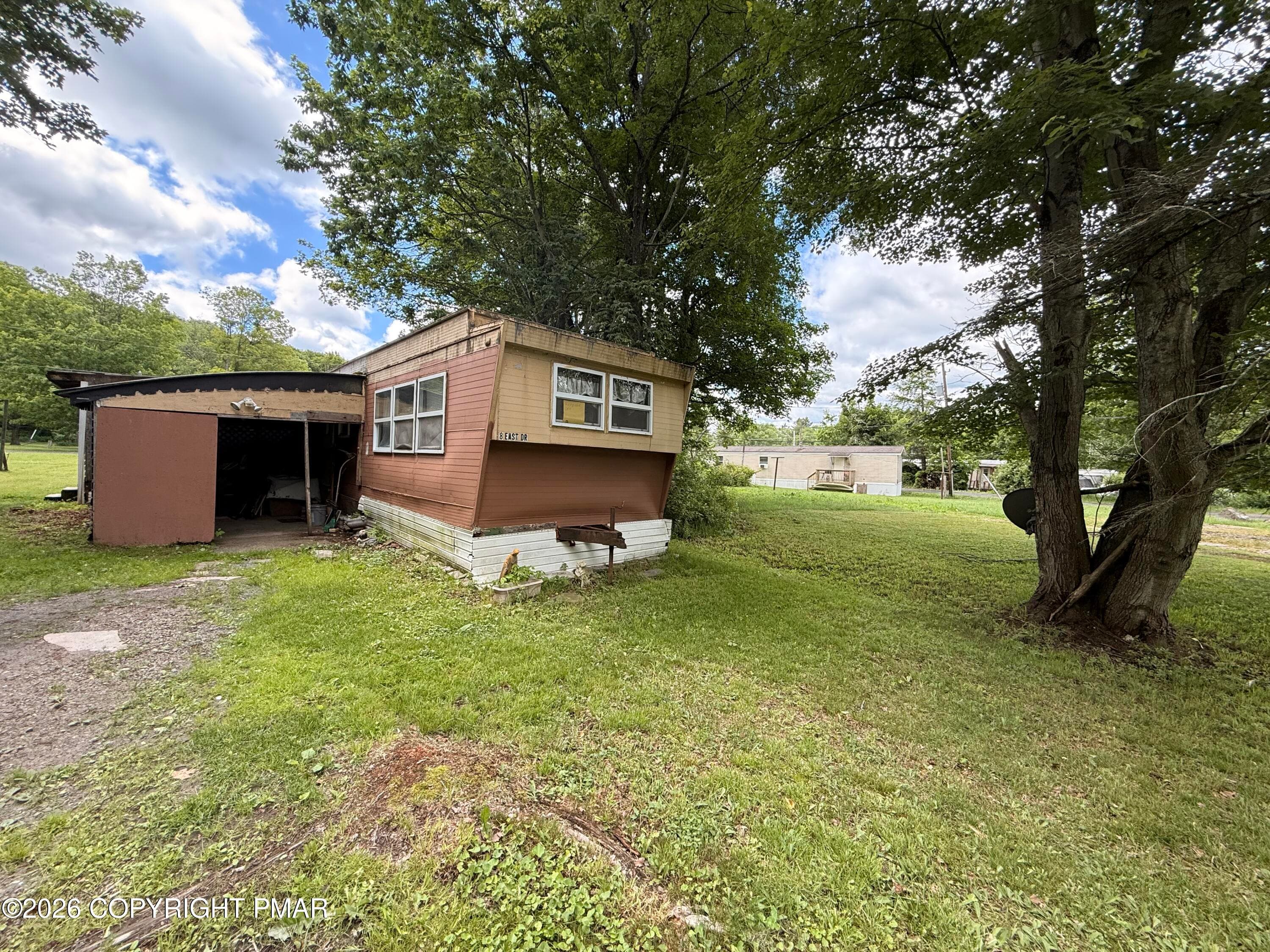IMG_8235 - 8 East Drive, Clifton Township, PA 18424, Clifton Township