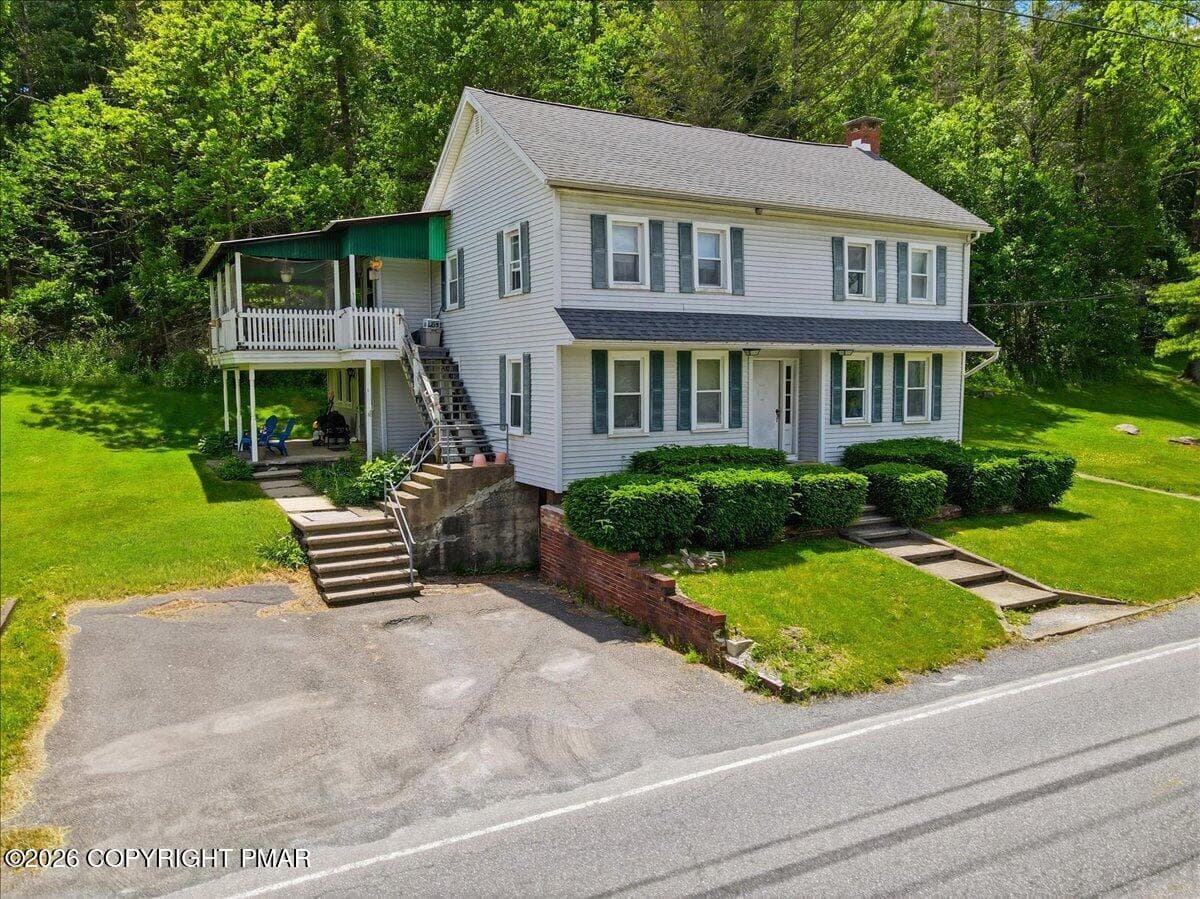 4 Unit Home - 306 Merwinsburg Road, Effort, PA 18330, Effort