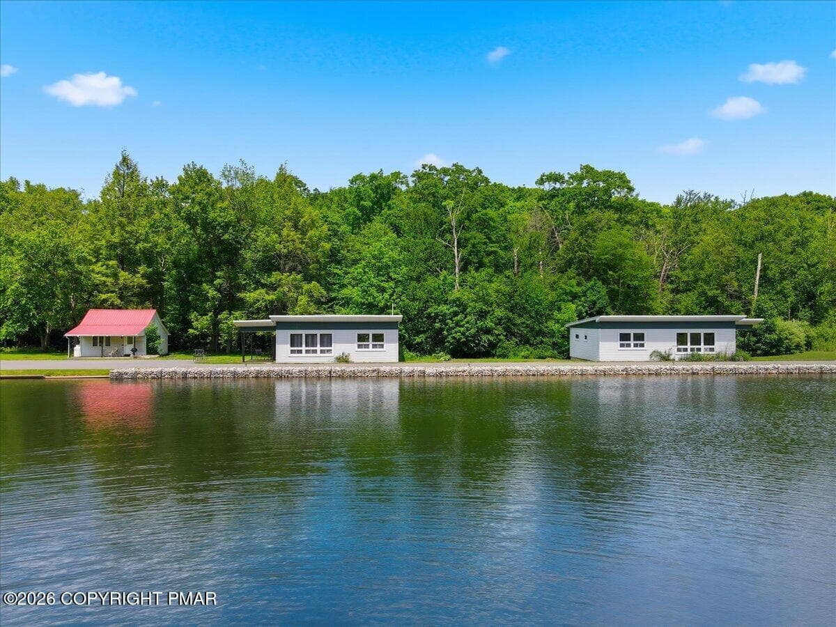 Cottage - 306 Merwinsburg Road, Effort, PA 18330, Effort