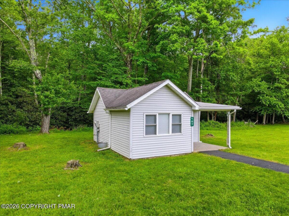 Cottage - 306 Merwinsburg Road, Effort, PA 18330, Effort