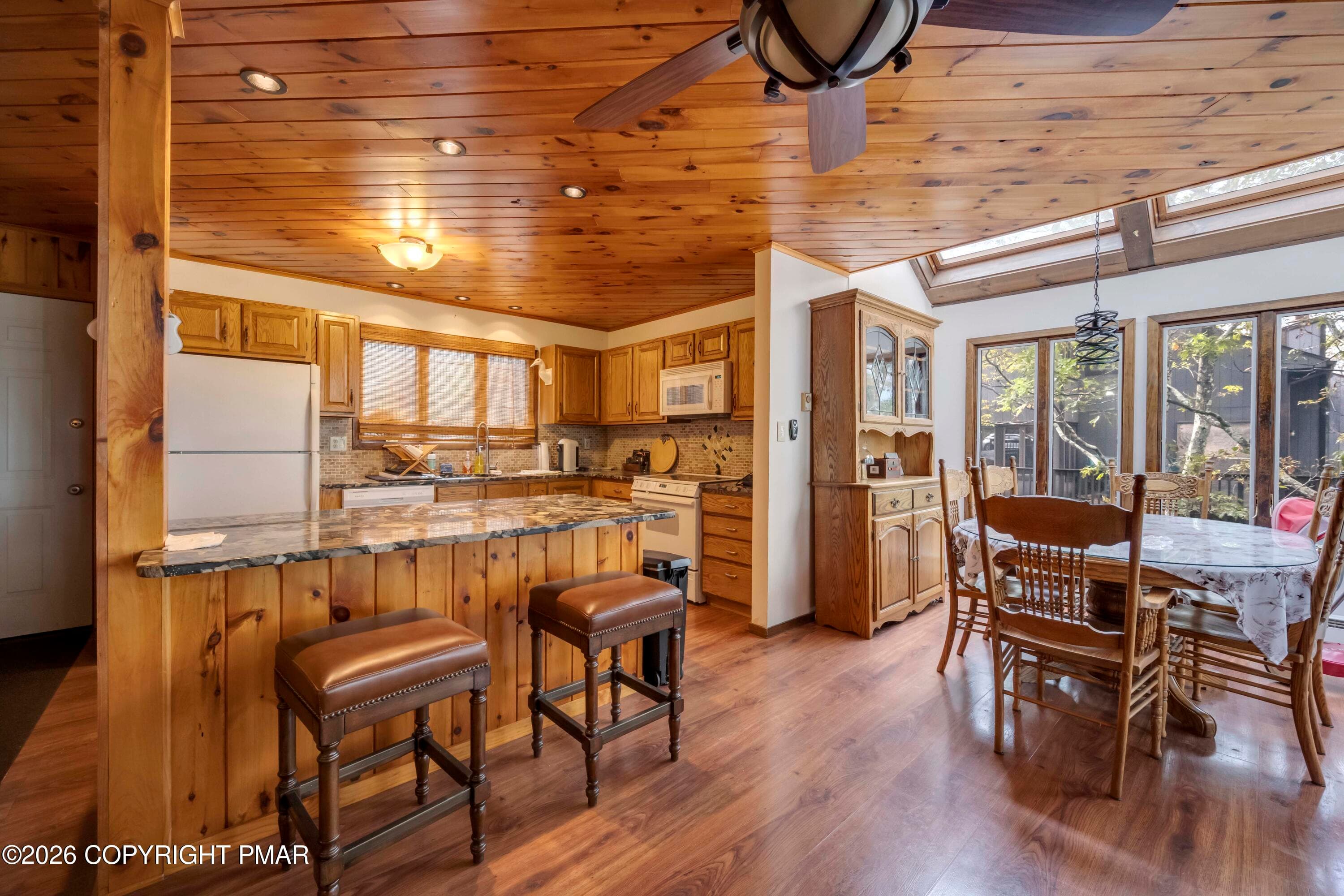 open kitchen view - 262 Overlook Way, Tannersville, PA 18372, Tannersville