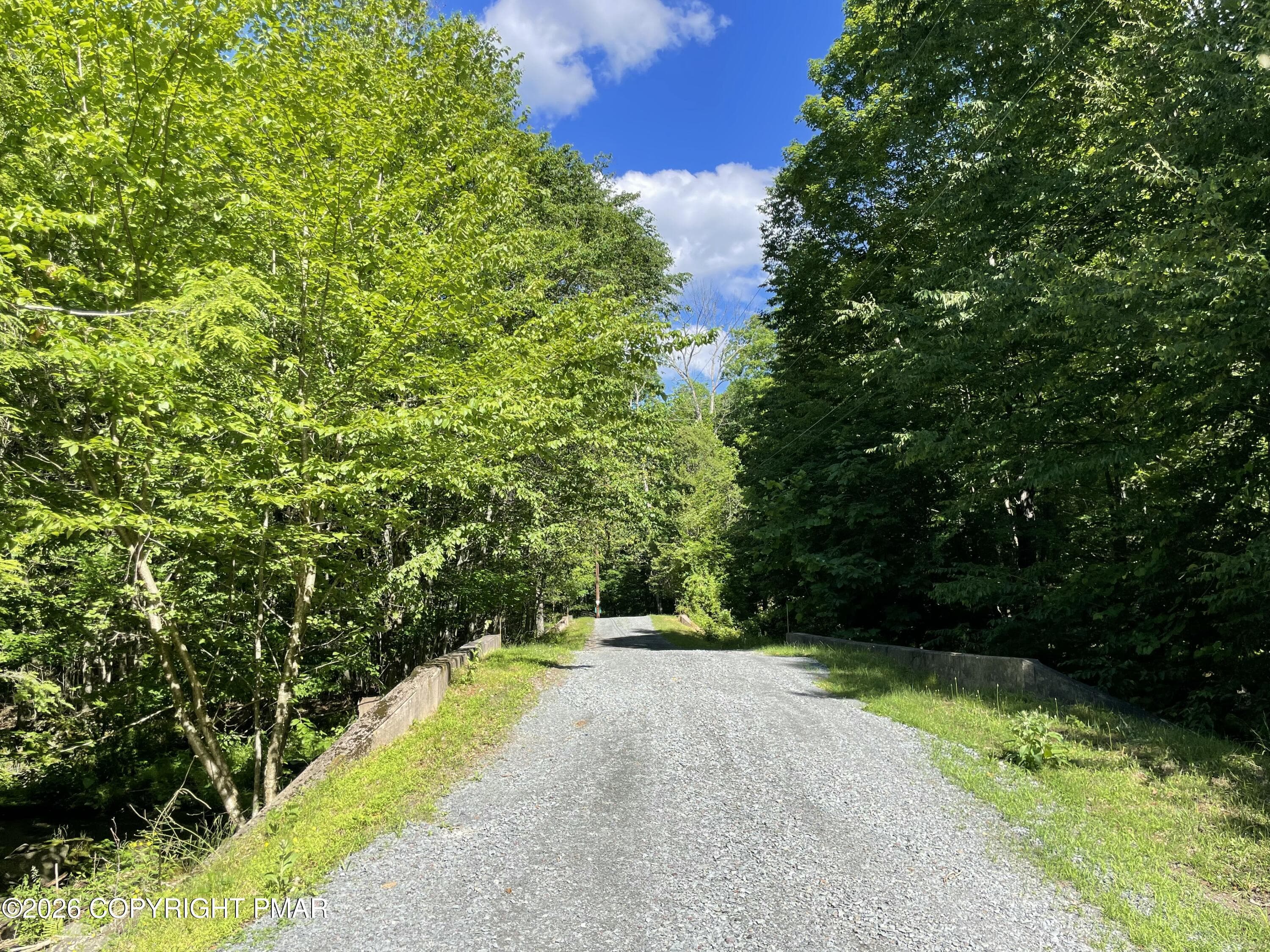 Driveway - 111 Woods Way, Cresco, PA 18326, Cresco